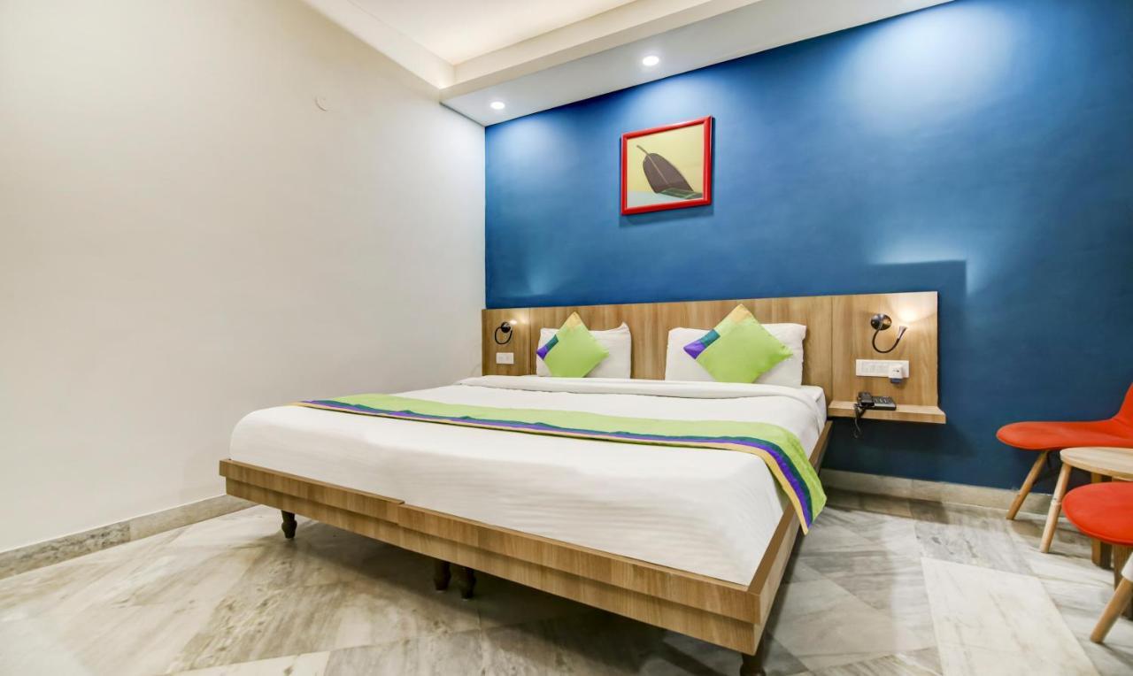 Treebo Mall View, Dlf Phase II غورغاون المظهر الخارجي الصورة